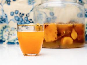 Tepache (Mexican Fermented Pineapple Drink)