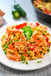 Quinoa with Eggs and Vegetables