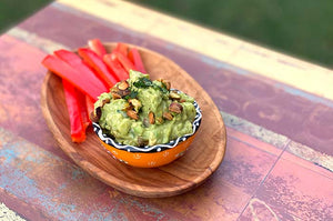 Pear Guacamole with Pistachios (Low-Sodium)