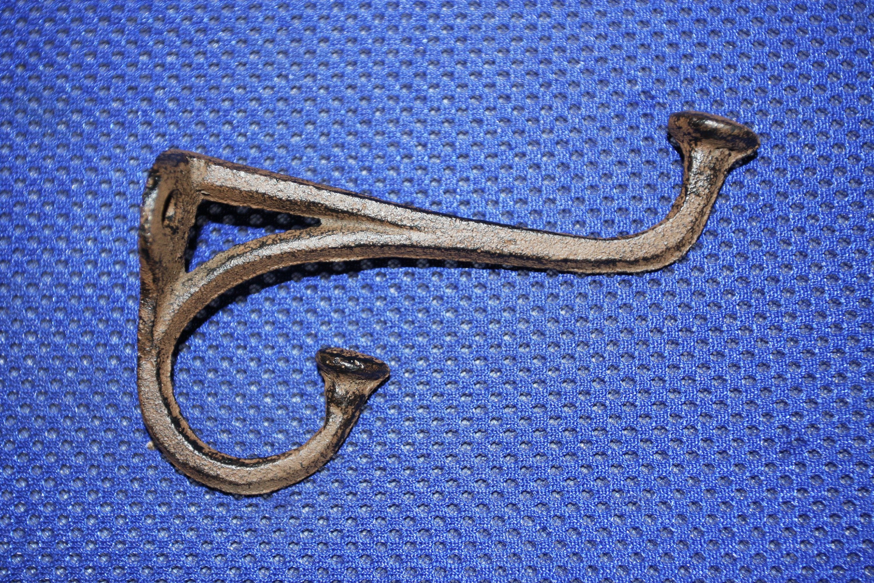 Rustic Country Group Meeting Room Coat & Hat Wall Hooks Cast Iron, 3 1/2 inch H-06