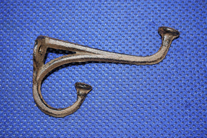 Rustic Country Group Meeting Room Coat & Hat Wall Hooks Cast Iron, 3 1/2 inch H-06
